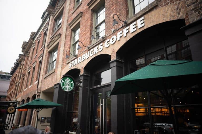 Read more about the article Does Starbucks Take Visa Gift Cards? (and more)